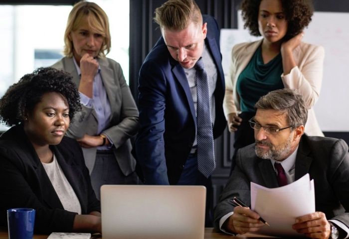 How Do I Deal With Difficult Coworkers?