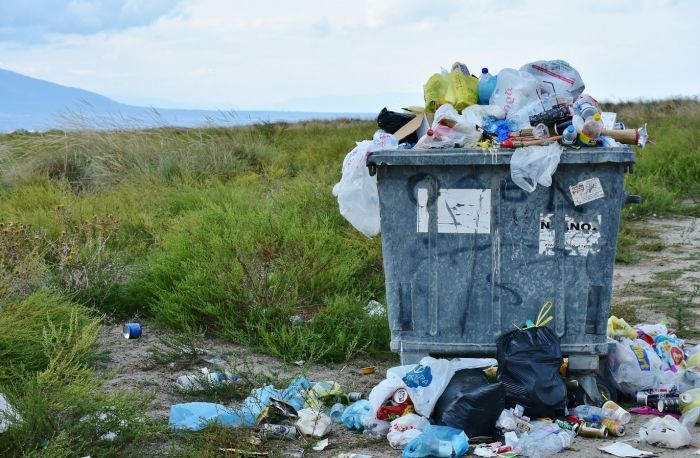 China Doesn&rsquo;t Want Your Trash