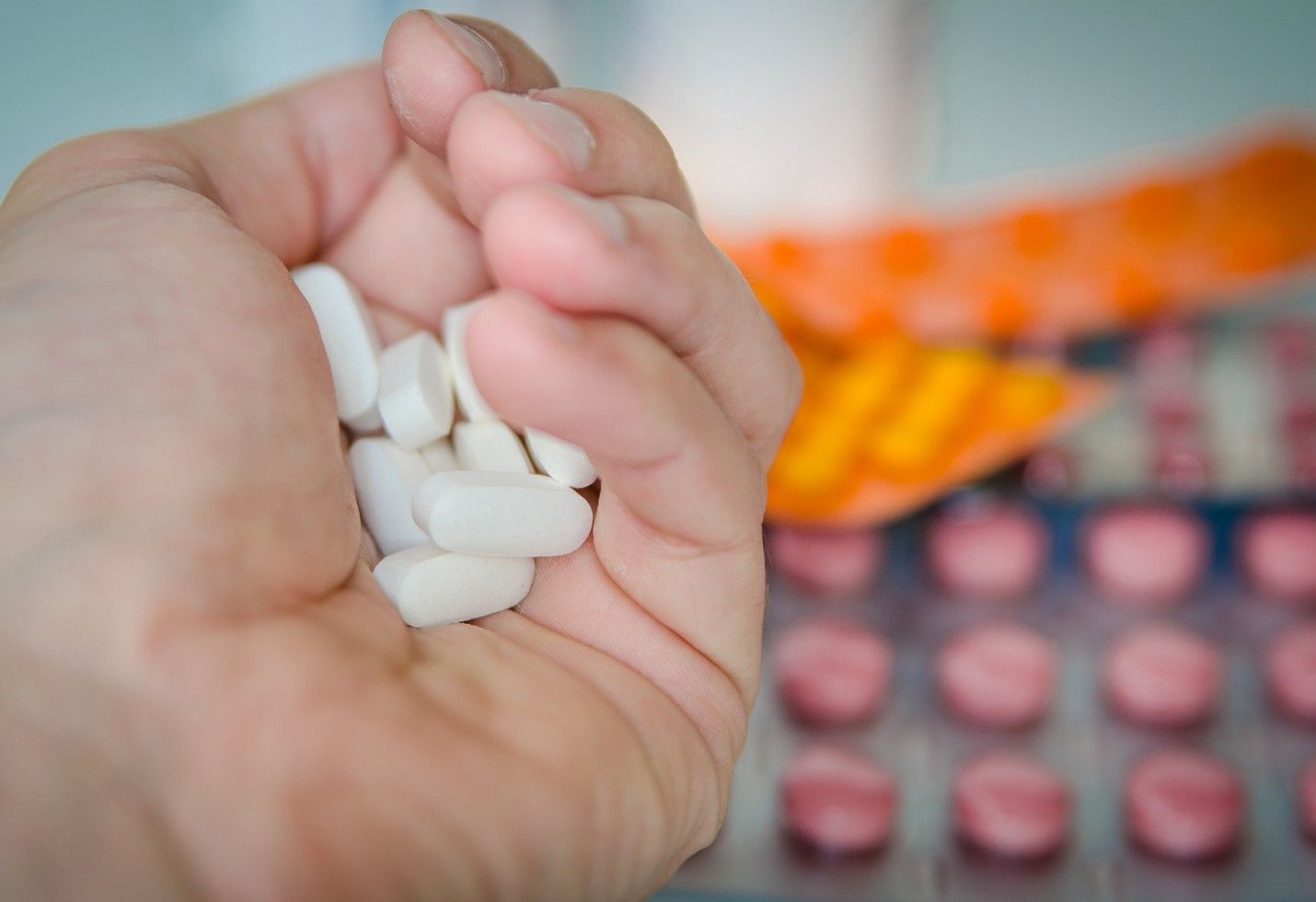 Urban or Rural, the U.S. Drug Crisis Is an Equal-Opportunity Killer