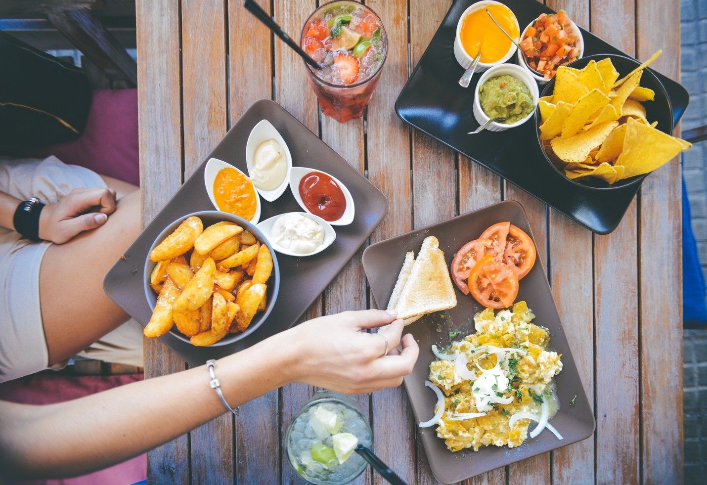 3 perks a small business can use to attract, retain employees